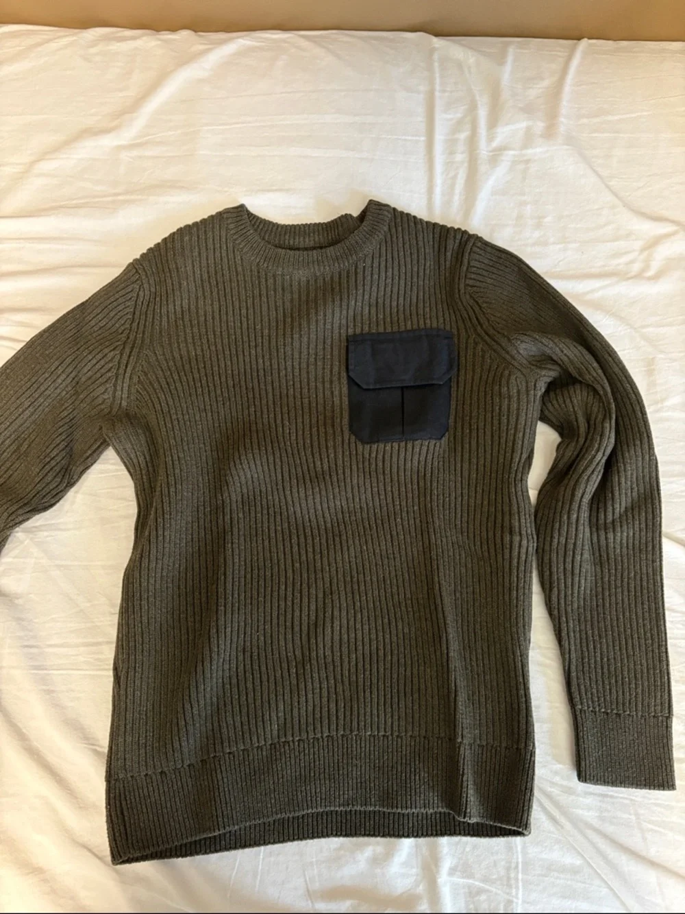 Porter + Ash Pocket Sweater Green Small - Picture 1 of 5